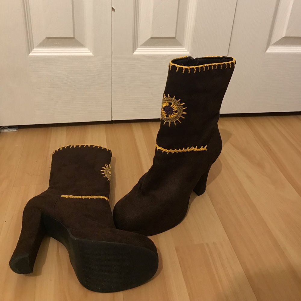 Women’s boots